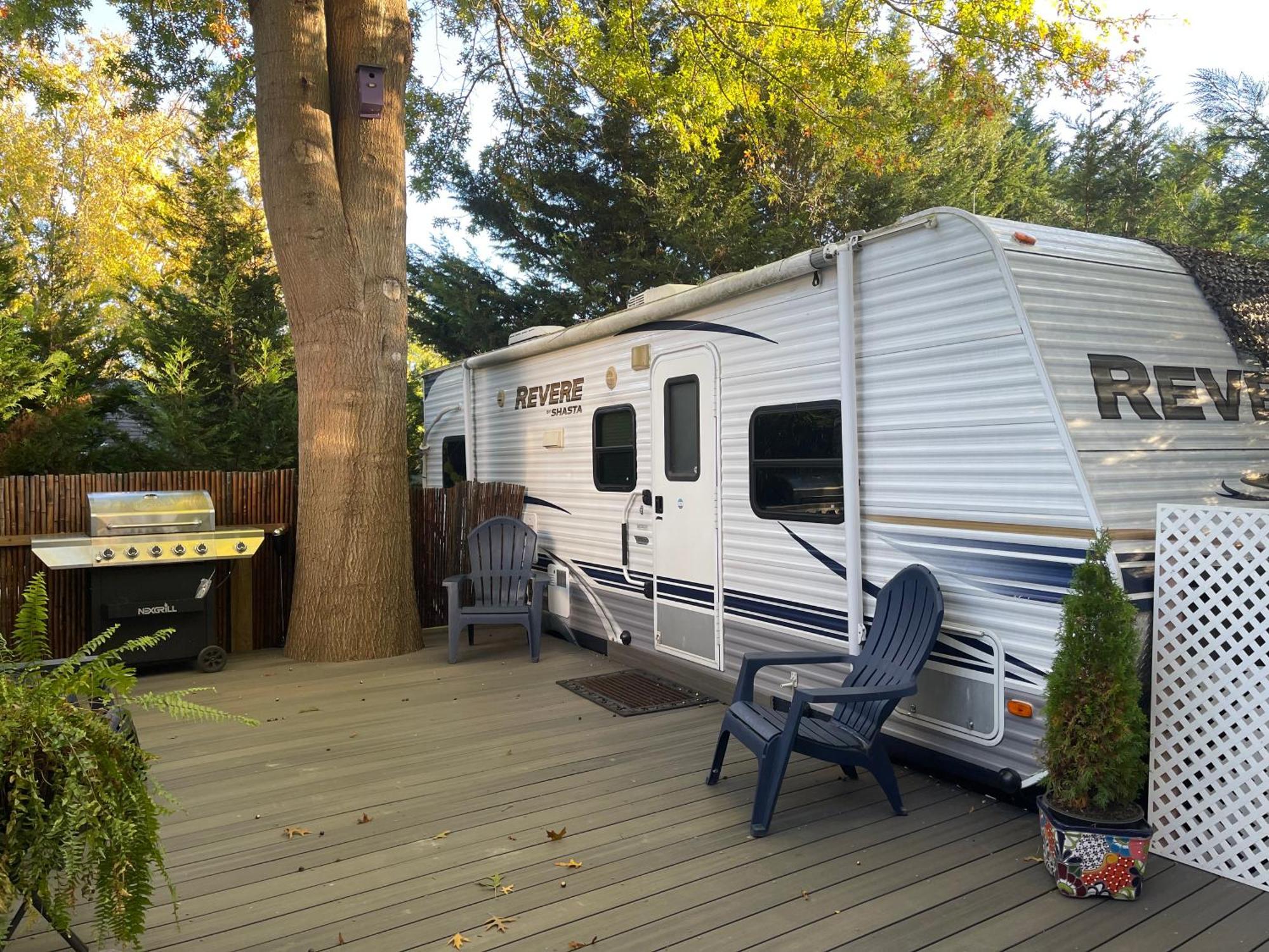 Whispering Oak Mansion Apartment Bear Exterior photo